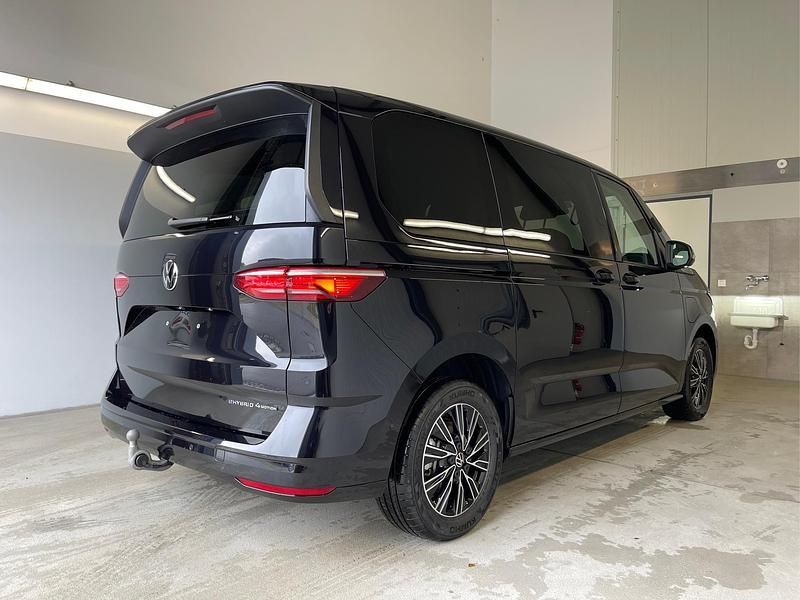 Neu VW Multivan Business 245 PS (180 kW) 2025 Deep black perleffekt Van
