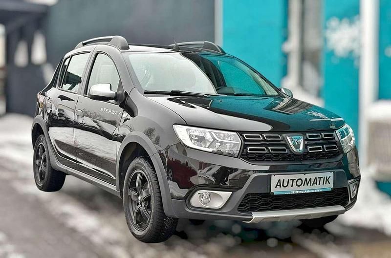 Gebraucht Dacia Sandero Prestige 90 PS (66 kW) 2017 Schwarz Kleinwagen