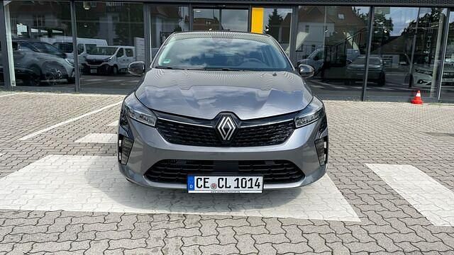 Gebraucht Renault Clio V Evolution 101 PS (74 kW) 2024 Andere farbe Kleinwagen