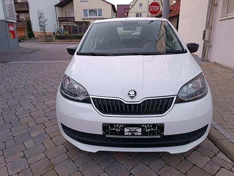 Gebraucht Skoda Citigo Active 60 PS (44 kW) 2018 Candyweiss Kleinwagen