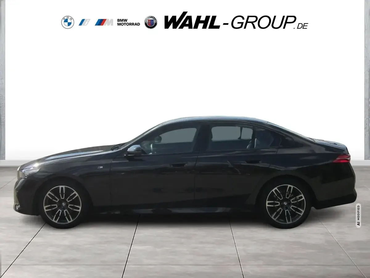 Gebraucht BMW 520 Sport Line 197 PS (144 kW) 2024 Schwarz metallic
