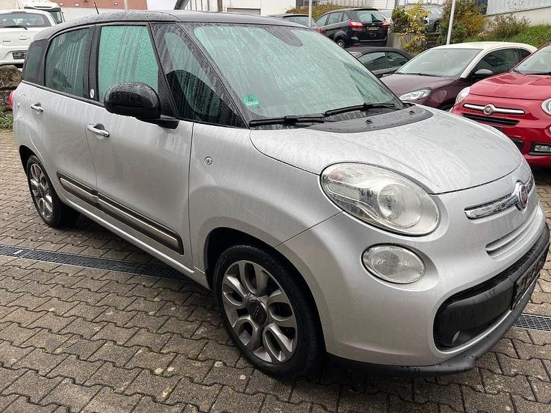 Gebraucht Fiat 500L Lounge 105 PS (77 kW) 2015 Silber Van / Kleinbus