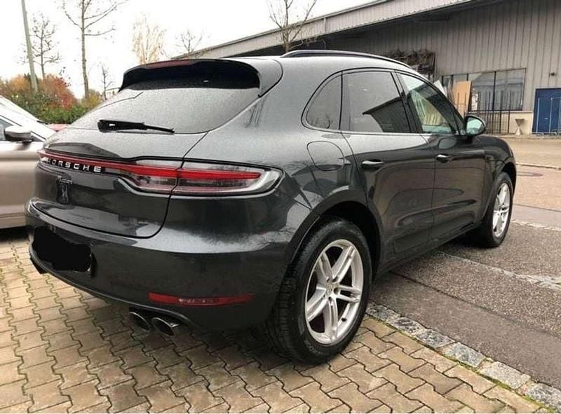 Grau Gebraucht 2020 Porsche Macan SUV | 48.000 € (Guter Preis) - Bild 1/4
