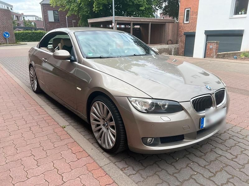 Beige Gebraucht 2007 BMW 325 Cabriolet Cabrio | 10.300 € (Fairer Preis) - Bild 1/4