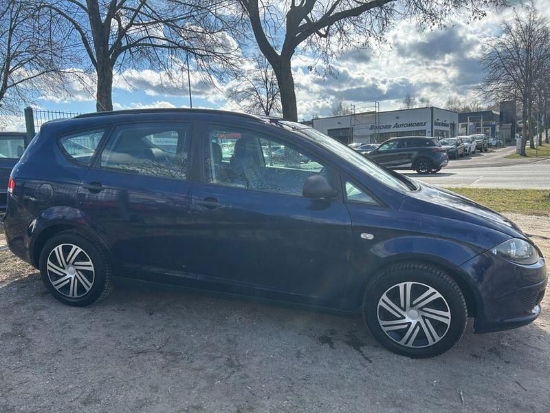 Gebraucht Seat Altea XL Comfort 102 PS (75 kW) 2007 Blau Van / Kleinbus