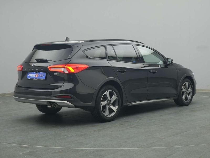 Gebraucht Ford Focus Active 155 PS (114 kW) 2022 Obsidianschwarz Kombi