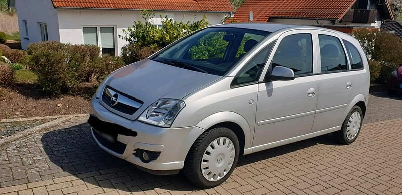 Gebraucht Opel Meriva 104 PS (76 kW) 2008 Silber Van / Kleinbus