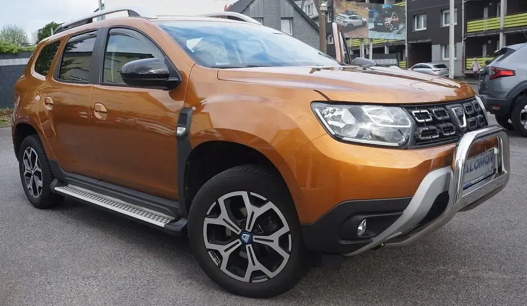 Gebraucht Dacia Duster 101 PS (74 kW) 2020 Orange SUV