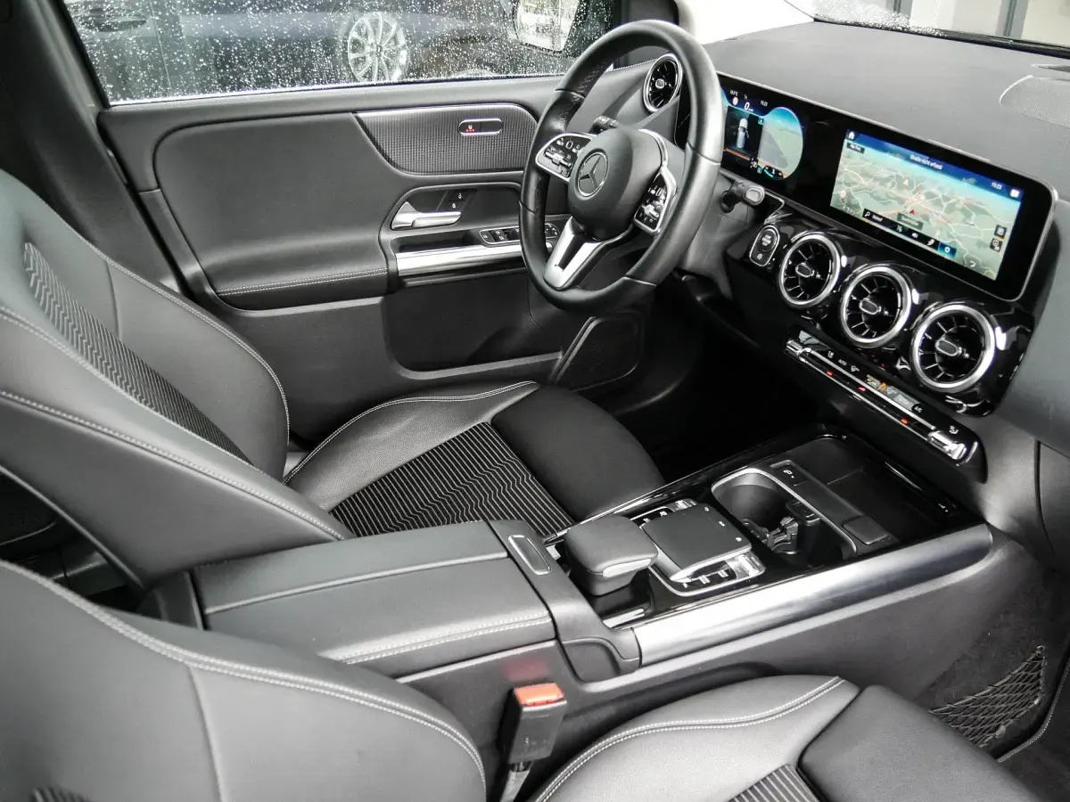 Gebraucht Mercedes B250 224 PS (164 kW) 2019 Kleinwagen