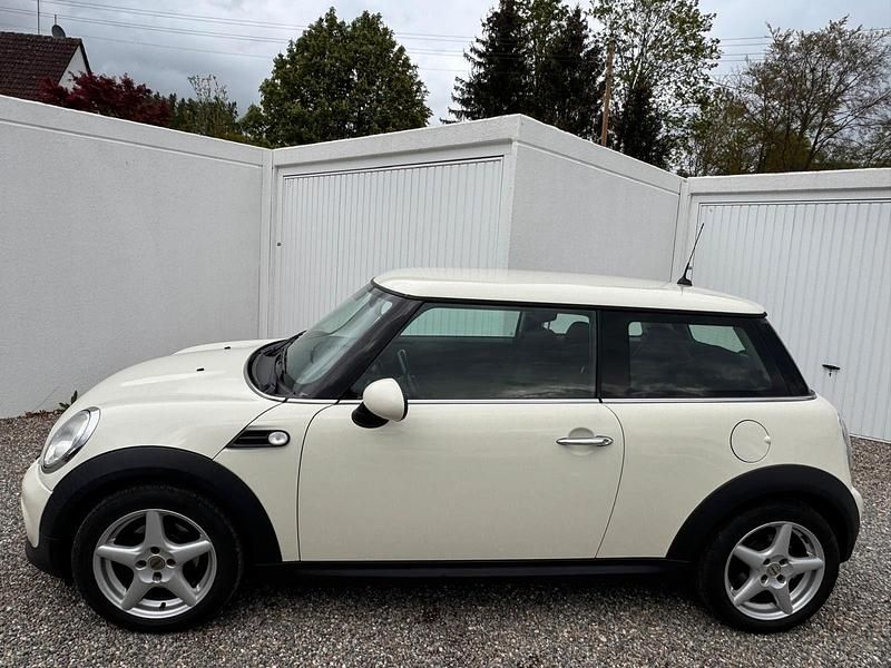 Gebraucht Mini ONE 98 PS (72 kW) 2012 Weiß Kleinwagen