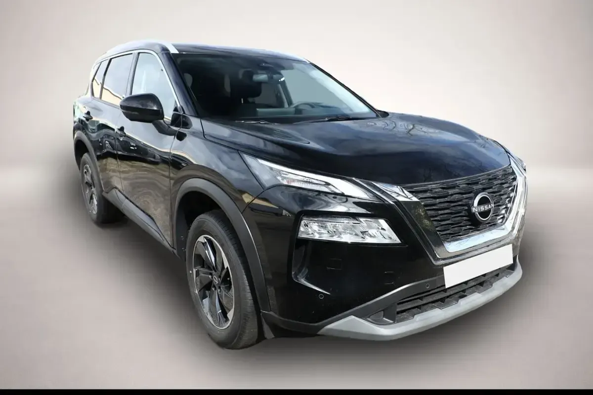Neu Nissan X-Trail 360º 163 PS (119 kW) 2026 Schwarz SUV