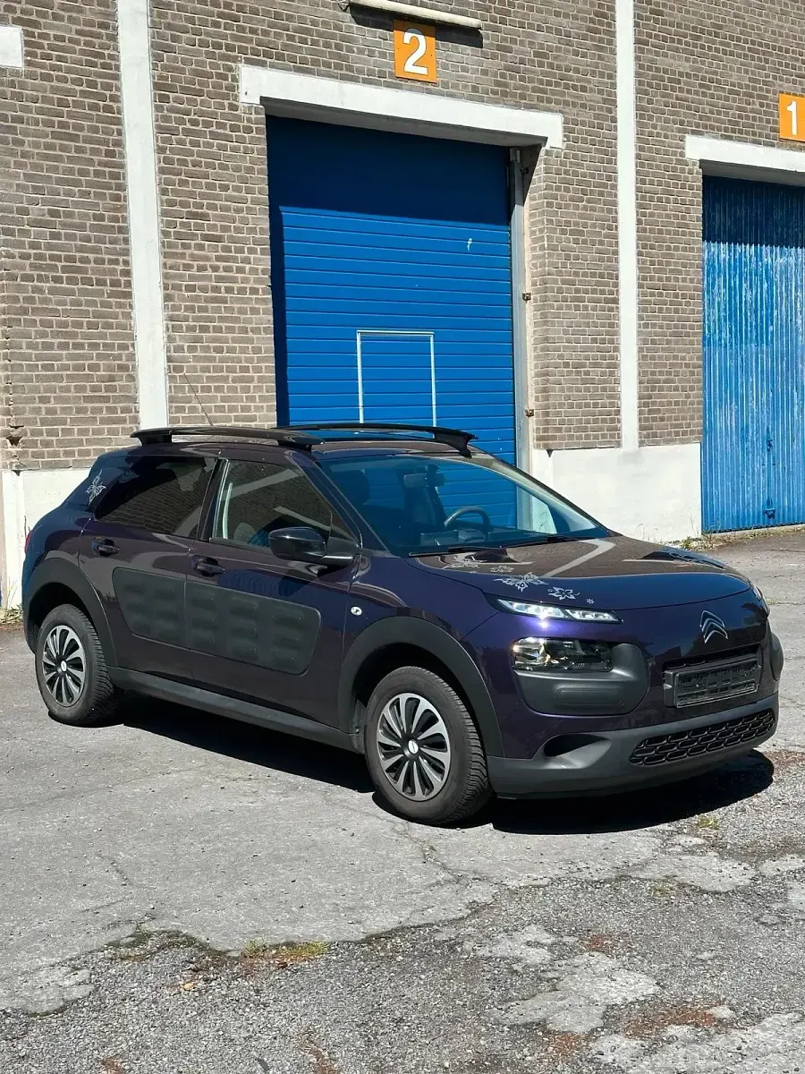 Gebraucht Citroën C4 82 PS (60 kW) 2016 Violet SUV
