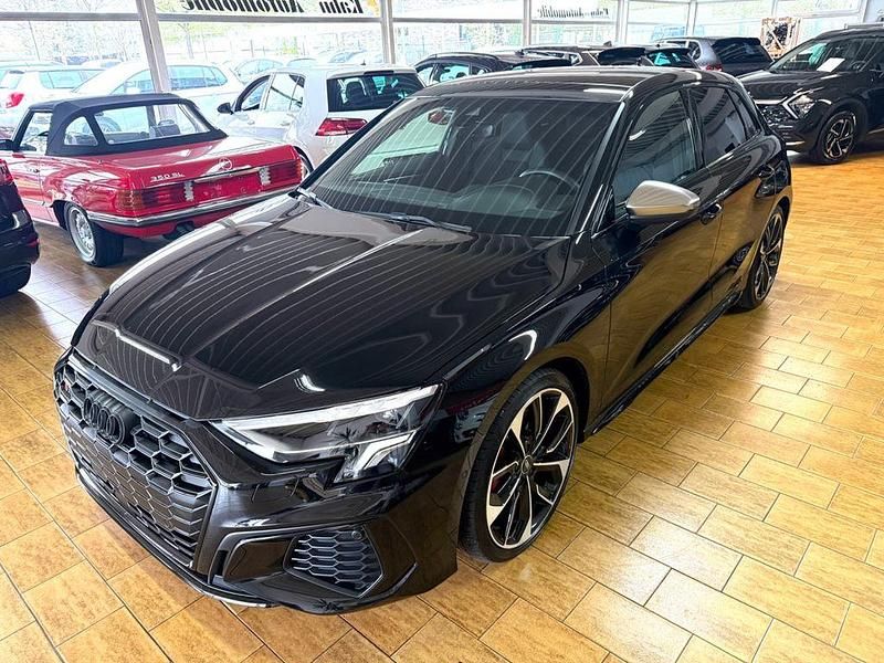 Gebraucht Audi S3 Basis 310 PS (228 kW) 2024 Schwarz Limousine