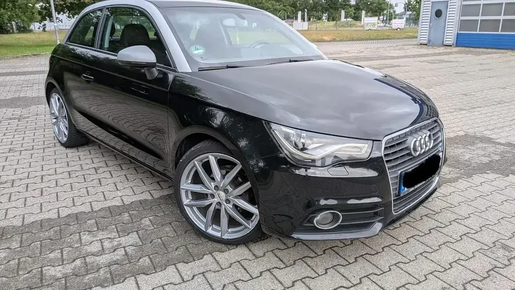 Gebraucht Audi A1 Ambition 86 PS (63 kW) 2011 Schwarz Kleinwagen
