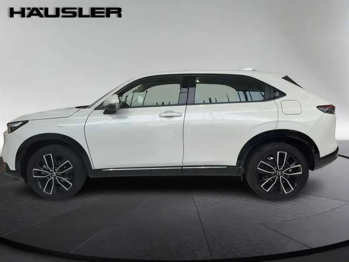 Gebraucht Honda HR-V Advance 131 PS (96 kW) 2024 Platinum white pearl SUV