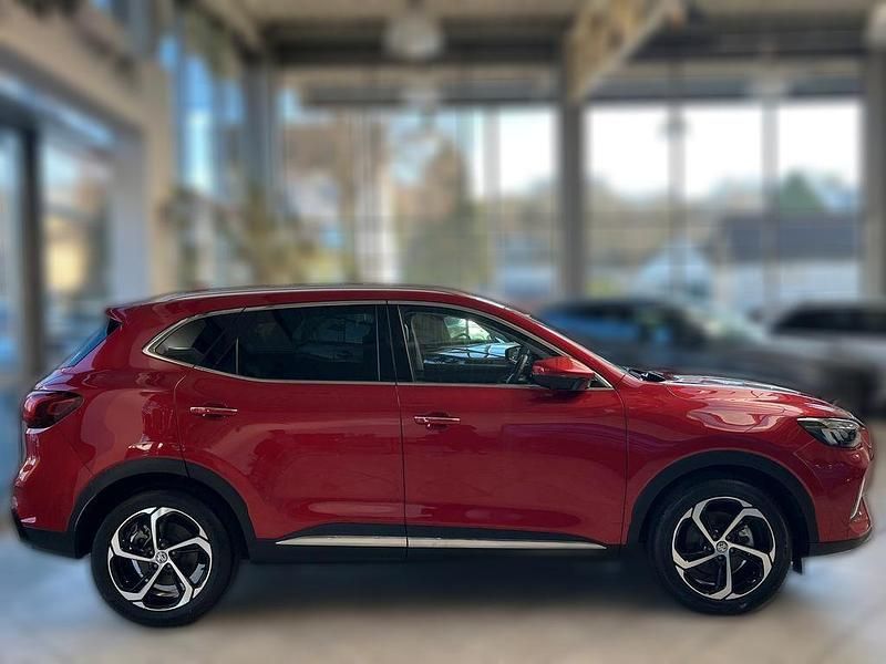 Gebraucht MG HS 162 PS (119 kW) 2024 Rot metallic SUV