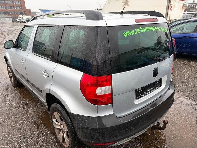 Gebraucht Skoda Yeti Ambition 105 PS (77 kW) 2010 Silber SUV