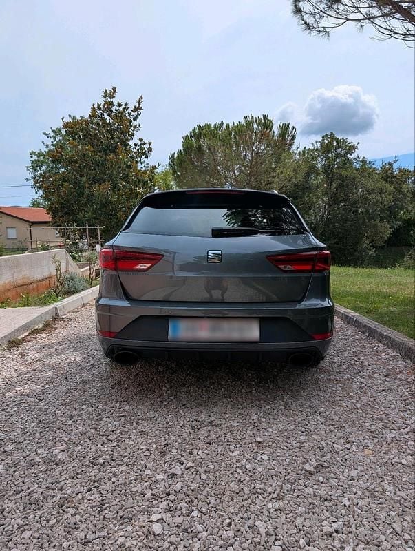 Gebraucht Seat Leon ST CUPRA 300 PS (220 kW) 2017 Grau Kombi