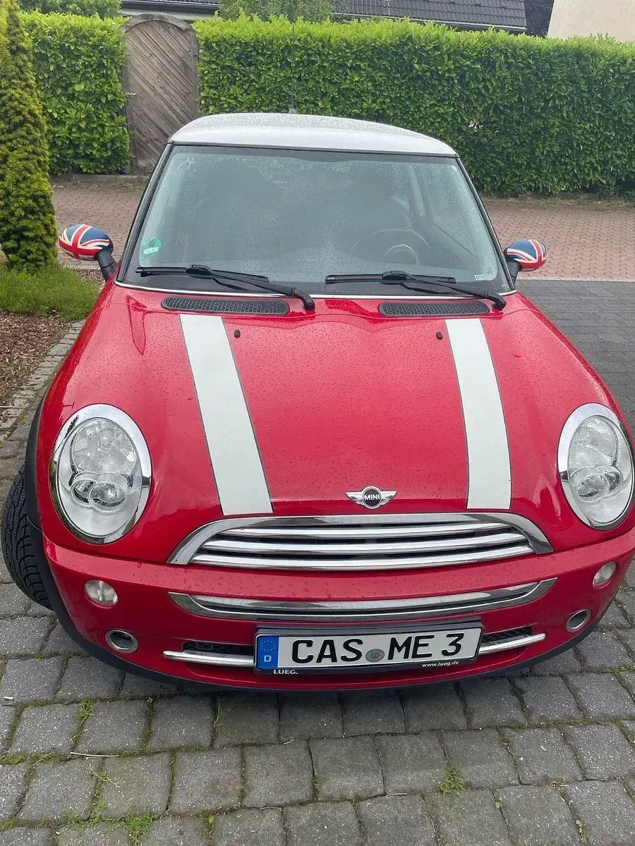 Używany Mini Cooper 116 KM (85 kW) 2005 Czerwony Hatchback
