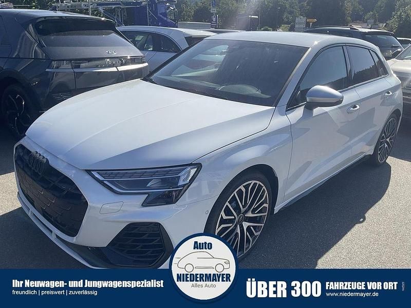 Gletscherweiß metallic Neu 2025 Audi S3 Sport Limousine | 48.995 € (Superpreis) - Bild 1/4
