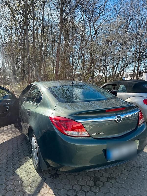 Usata Opel Insignia 2009 Verde Berlina