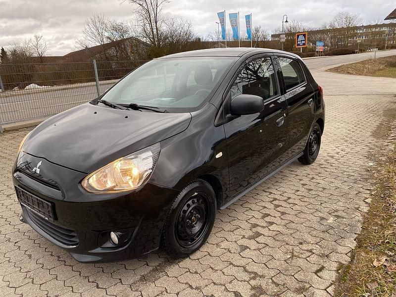 Gebraucht Mitsubishi Space Star Classic Collection 71 PS (52 kW) 2014 Schwarz Van / Kleinbus