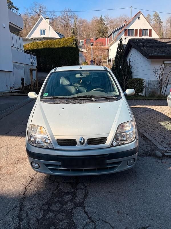Gebraucht Renault Scénic 113 PS (83 kW) 2003 Silber Van / Kleinbus