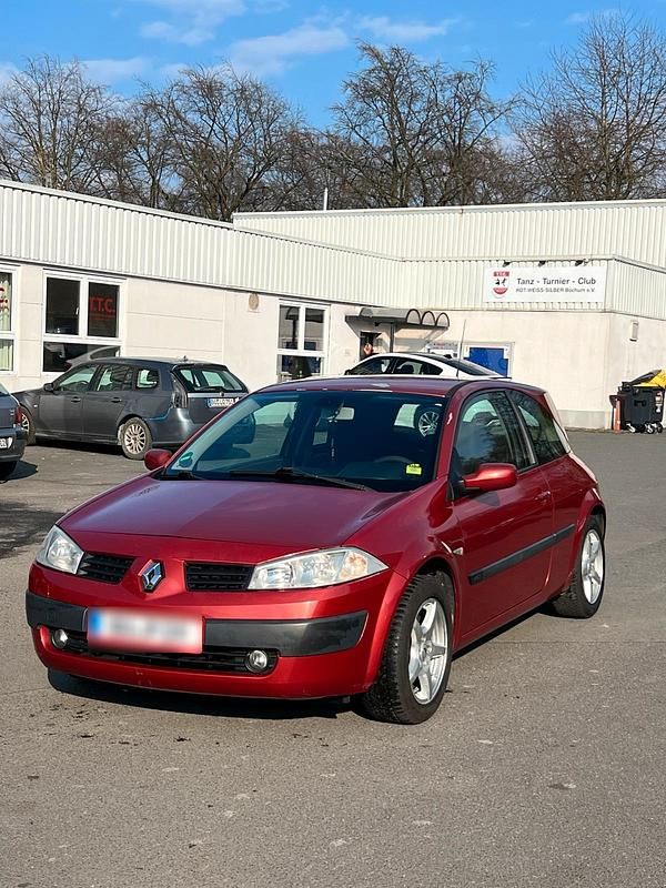 Gebraucht Renault Mégane II 105 PS (77 kW) 2005 Rot Coupé