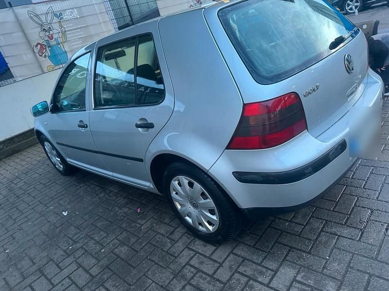 Gebraucht VW Golf IV 75 PS (55 kW) 2001 Braun Kleinwagen
