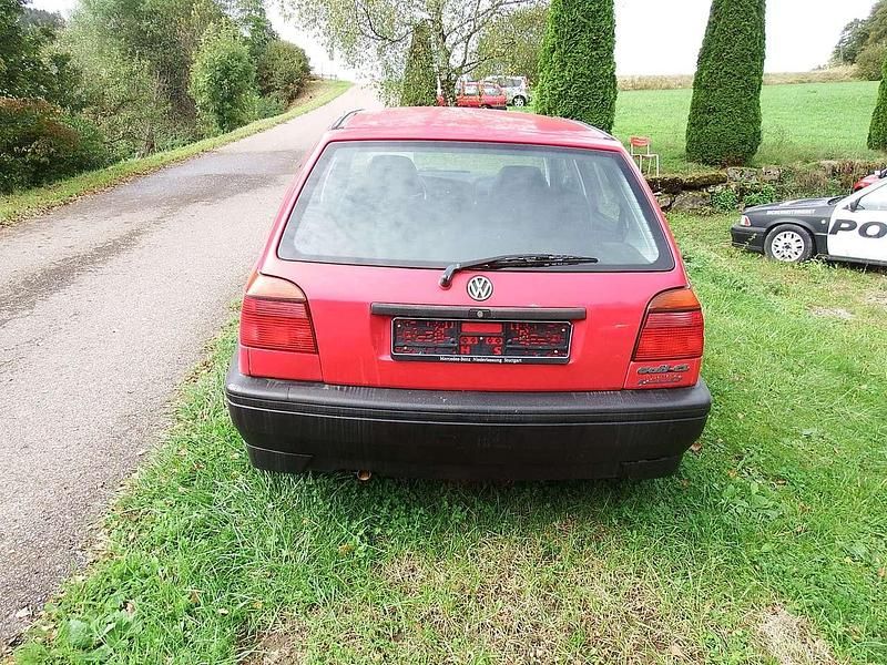 Gebraucht VW Golf III 60 PS (44 kW) 1994 Rot Kleinwagen