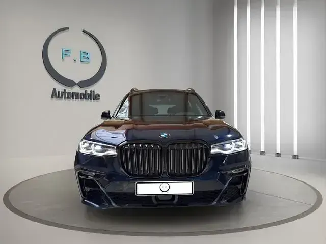 Gebraucht BMW X7 Executive 530 PS (389 kW) 2020 Tansanitblaumetallic SUV