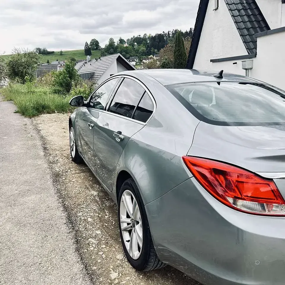Gebraucht Opel Insignia Selection 131 PS (96 kW) 2012 Limousine
