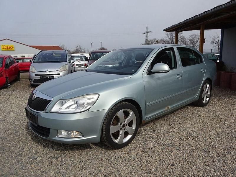 Gebraucht Skoda Octavia Elegance 122 PS (89 kW) 2009 Grün Limousine