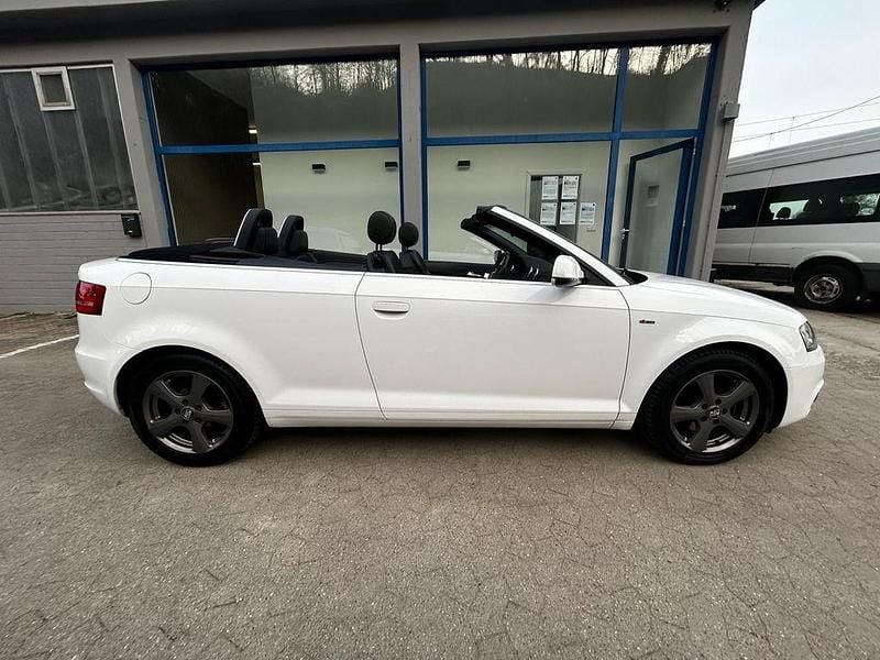 Gebraucht Audi A3 Cabriolet S-Line 140 PS (102 kW) 2013 Weiß Cabrio