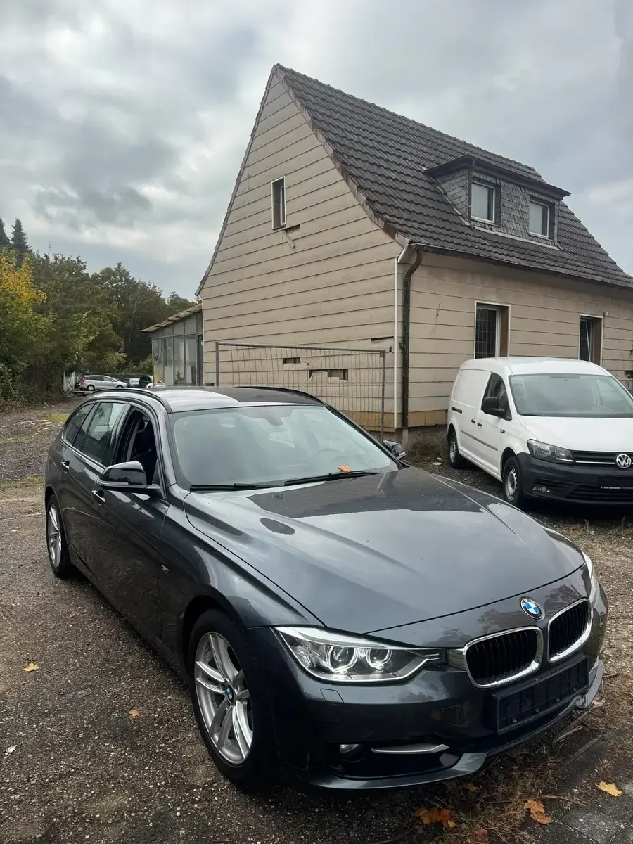 Gebraucht BMW 320 184 PS (135 kW) 2015 Braun Kombi