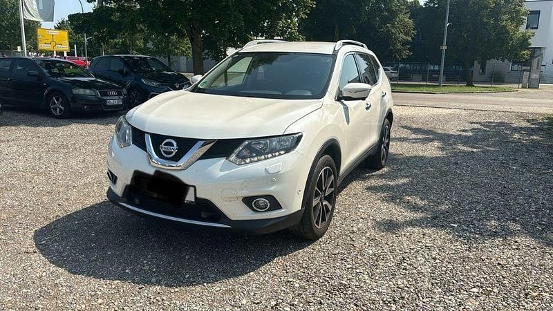 Weiß Gebraucht 2017 Nissan X-Trail N-Connecta SUV | 16.799 € (Fairer Preis) - Bild 1/4
