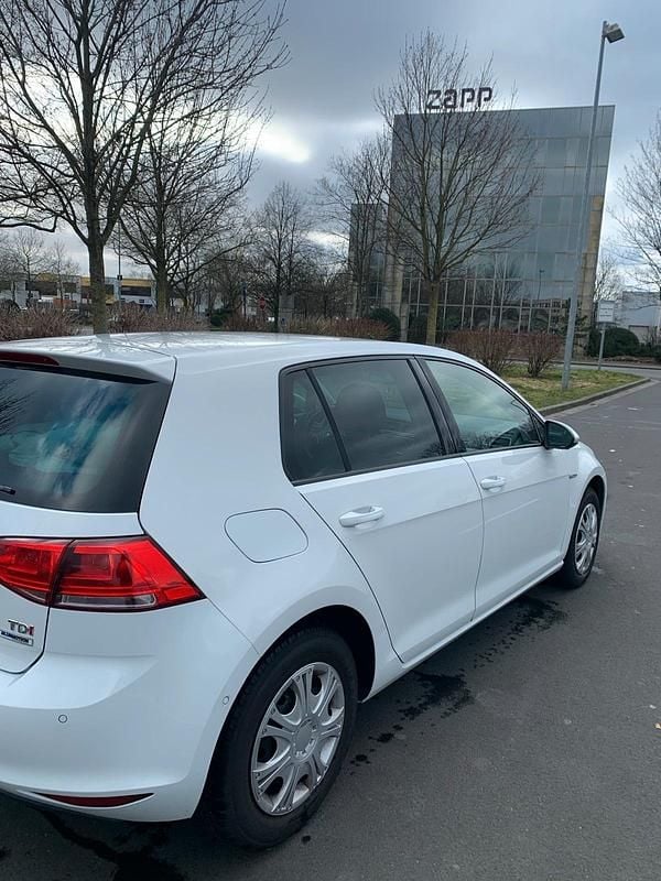 Gebraucht VW Golf VII 110 PS (80 kW) 2015 Grau Kleinwagen