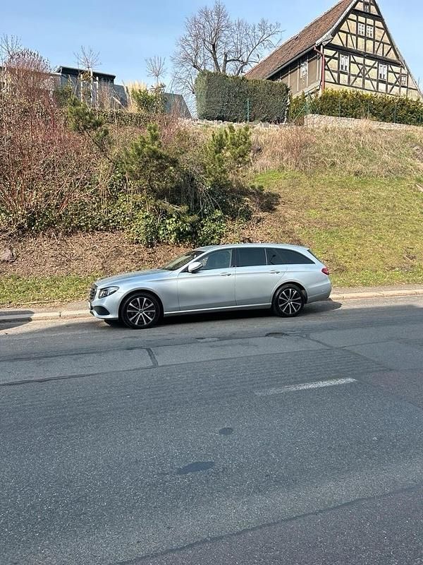 Gebraucht Mercedes E350 268 PS (197 kW) 2018 Kombi