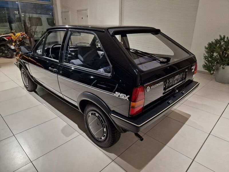 Gebraucht VW Polo 45 PS (33 kW) 1990 Schwarz Coupé