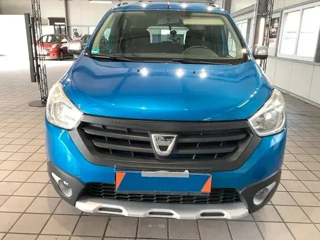 Gebraucht Dacia Lodgy Stepway 116 PS (85 kW) 2016 Blau Van / Kleinbus