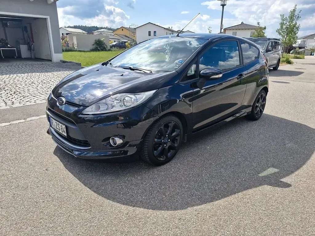 Gebraucht Ford Fiesta Sport 95 PS (69 kW) 2012 Schwarz Kleinwagen