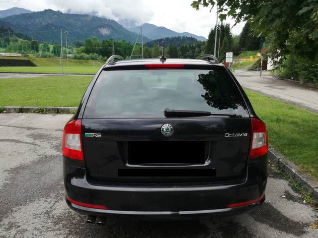 Gebraucht Skoda Octavia RS 200 PS (147 kW) 2010 Schwarz metallic Kombi