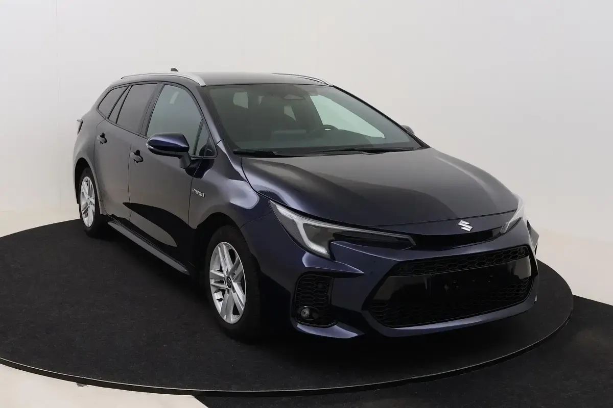 Gebraucht Suzuki Swace GLX 98 PS (72 kW) 2024 Dark blue mica Kombi