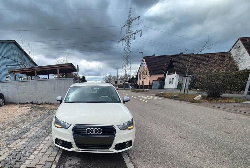 Gebraucht Audi A1 122 PS (89 kW) 2011 Weiß Kleinwagen