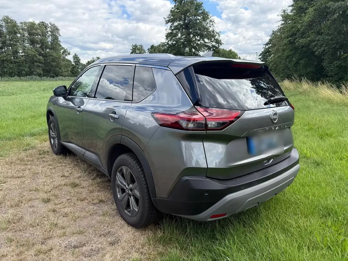 Gebraucht Nissan X-Trail 163 PS (119 kW) 2024 Grau SUV