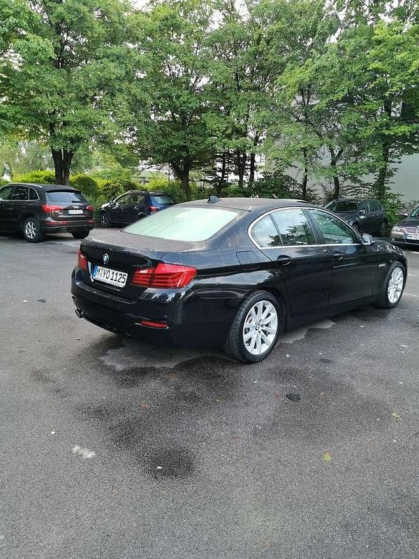 Gebraucht BMW 520 Luxury Line 190 PS (139 kW) 2016 Limousine