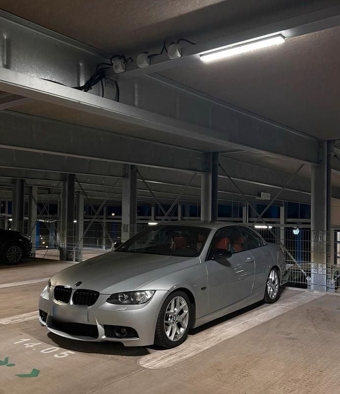 Gebraucht BMW 320 Cabriolet 170 PS (125 kW) 2007 Silber Cabrio