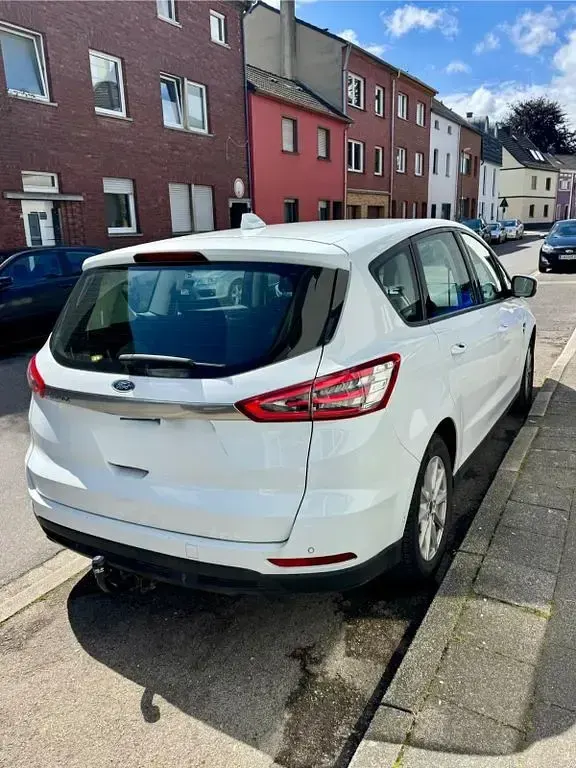 Occasion Ford S-MAX Trend 150 ch (110 kW) 2019 Blanc Monospace