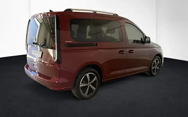 Neu VW Caddy 122 PS (89 kW) 2026 Rot Van / Kleinbus