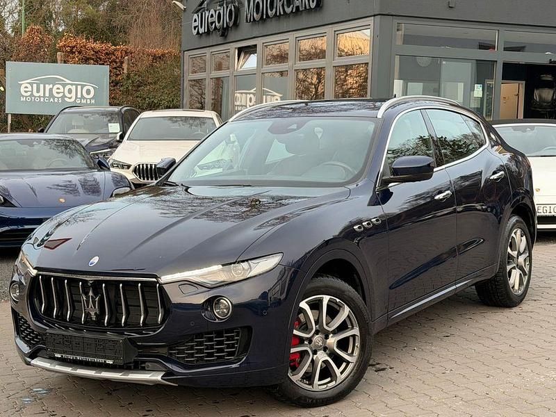Gebraucht Maserati Levante 275 PS (202 kW) 2017 Blau SUV
